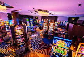 rm98 slot APP Android နှင့် iOS တွင် ကစားနေသောပုံ